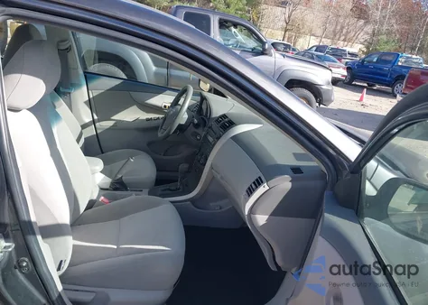 2009 Toyota Corolla Le z USA, uszkodzony, nr VIN 2T1BU40E39C180125